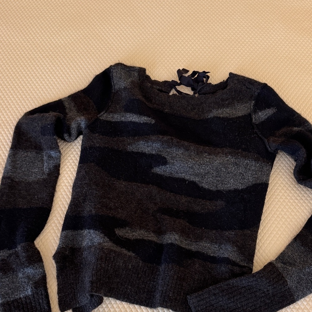 Isabel Marant Black and Gray Camouflage Sweater